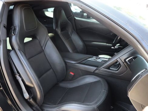 Used 2015 Chevrolet Corvette Stingray Coupe RWD image 35