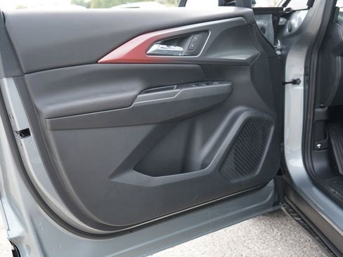 New 2025 Chevrolet Equinox EV RS FWD image 15
