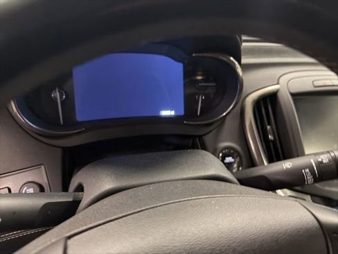 Used 2014 Buick LaCrosse Leather w/ Driver Confidence Package image 8