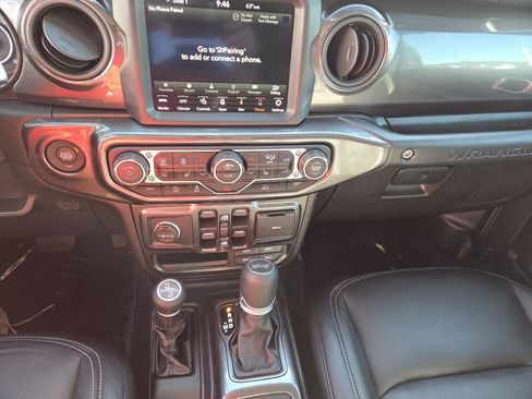 Used 2021 Jeep Wrangler Unlimited Sport AWD/4WD image 20