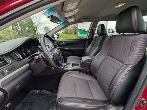 Used 2016 Toyota Camry SE FWD image 10