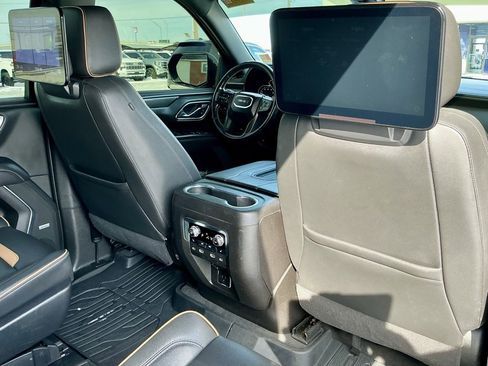 Used 2021 GMC Yukon XL AT4 w/ AT4 Premium Package image 26