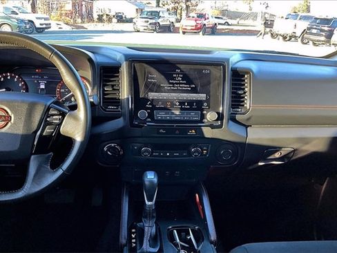 Used 2024 Nissan Frontier PRO-4X w/ Off-Road Protection Package image 16