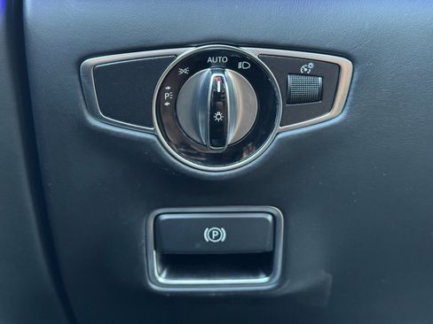 Used 2018 Mercedes-Benz S 560 Sedan w/ AMG Line Exterior image 18