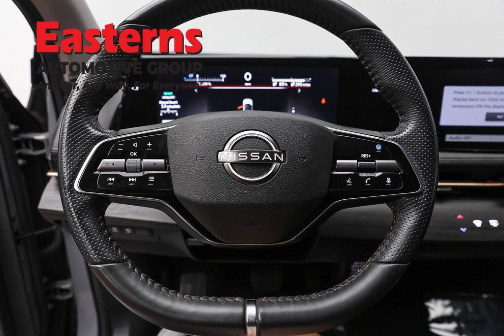 Used 2023 Nissan Ariya FWD image 12