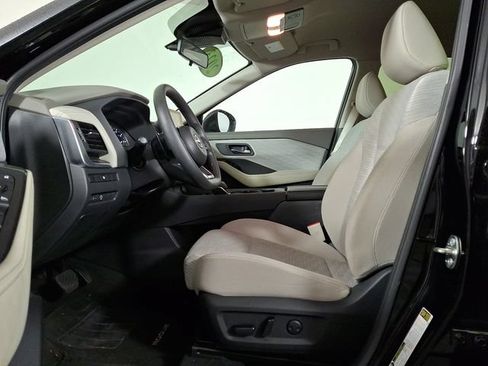 Used 2023 Nissan Rogue SV AWD/4WD image 15