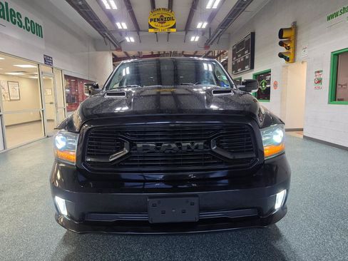 Used 2016 RAM 1500 Sport w/ Black Ram 1500 Sport Group AWD/4WD image 3