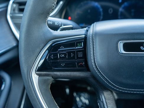 Used 2023 Jeep Grand Cherokee L Overland image 26