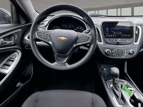 Used 2024 Chevrolet Malibu LT FWD image 6