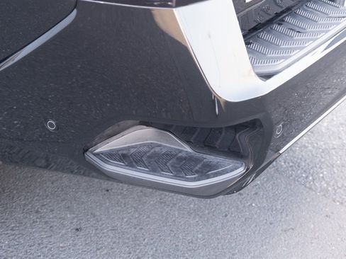 New 2024 Chevrolet Silverado EV RST image 29