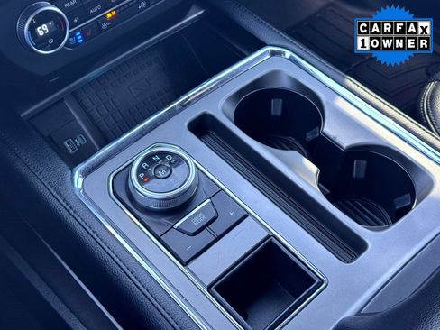 Used 2021 Ford Expedition XLT image 27