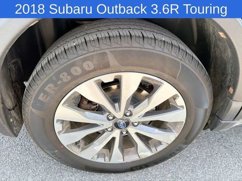 Used 2018 Subaru Outback 3.6R Touring AWD/4WD image 18