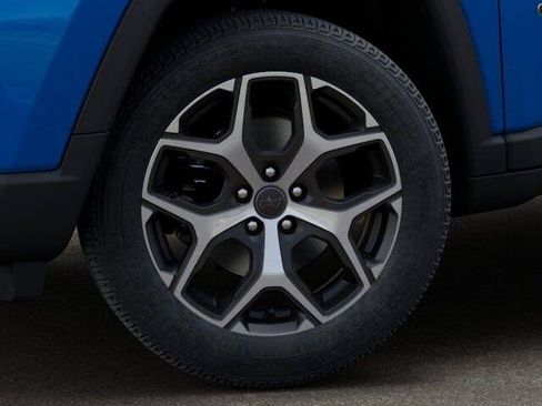 New 2026 Jeep Compass Limited AWD/4WD image 11