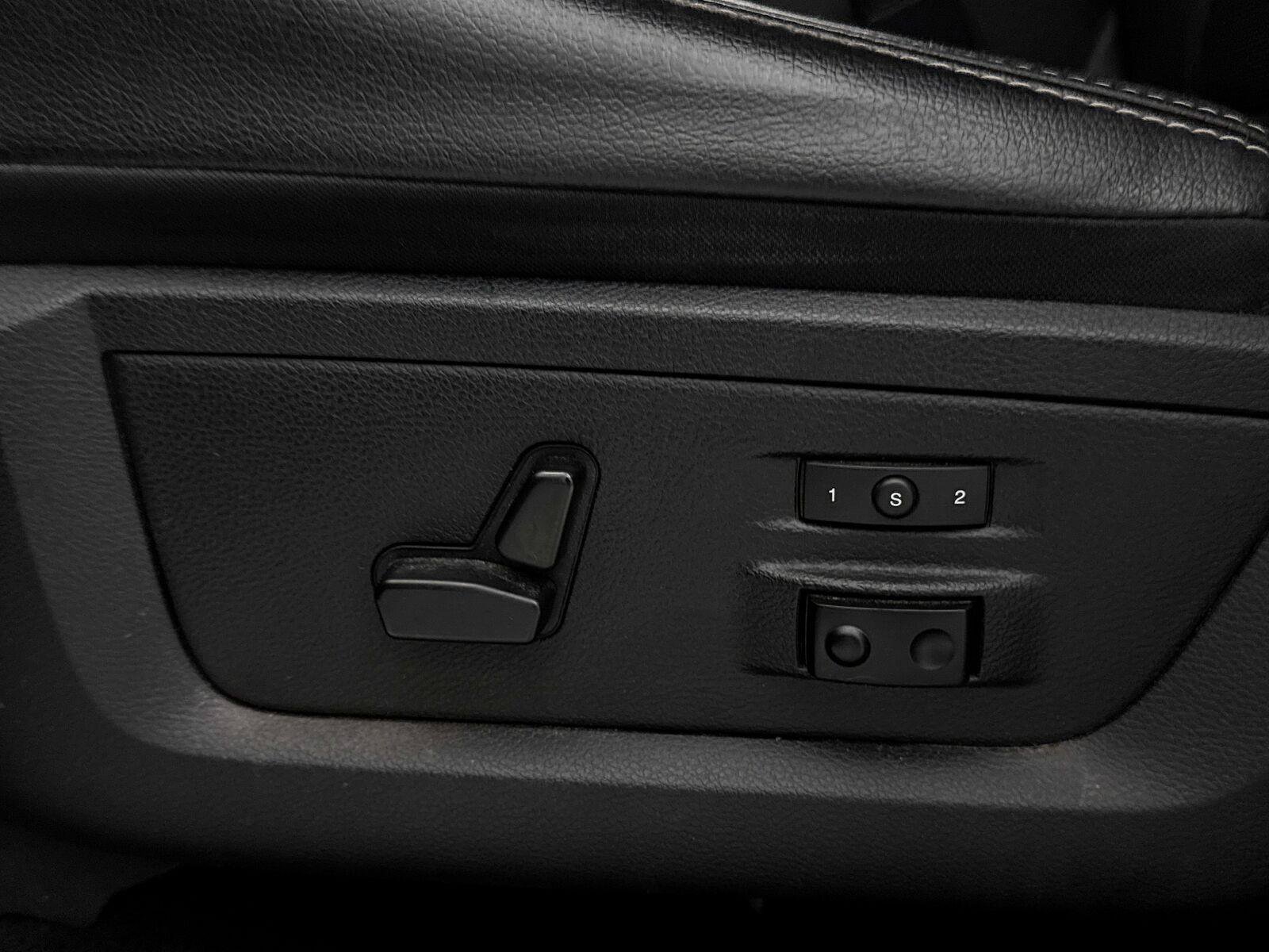 Used 2016 RAM 1500 Laramie w/ Convenience Group AWD/4WD image 23