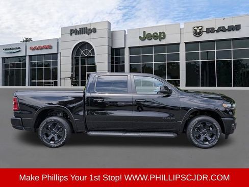 Certified 2025 RAM 1500 Big Horn AWD/4WD image 2