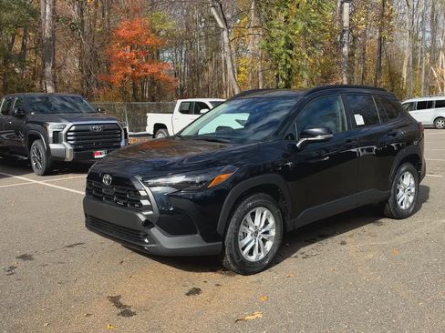 New 2026 Toyota Corolla Cross LE image 4