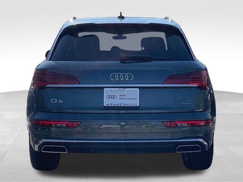 Certified 2022 Audi Q5 2.0T Premium Plus image 4