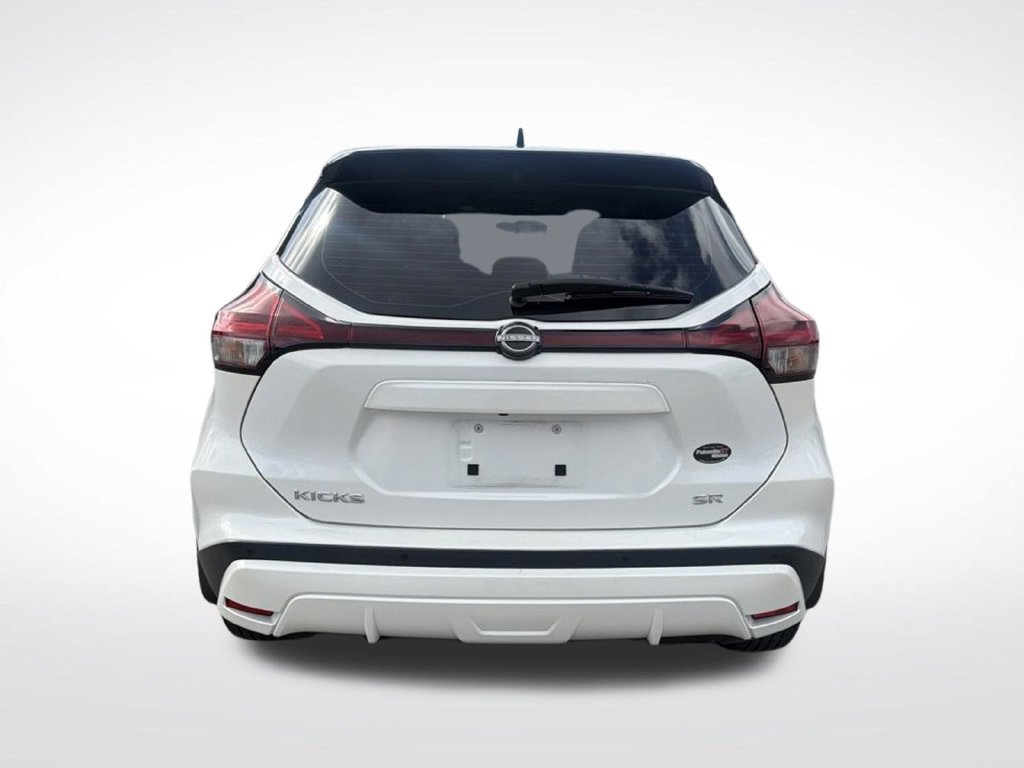 Used 2024 Nissan Kicks SR FWD image 7