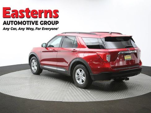 Used 2021 Ford Explorer XLT image 64