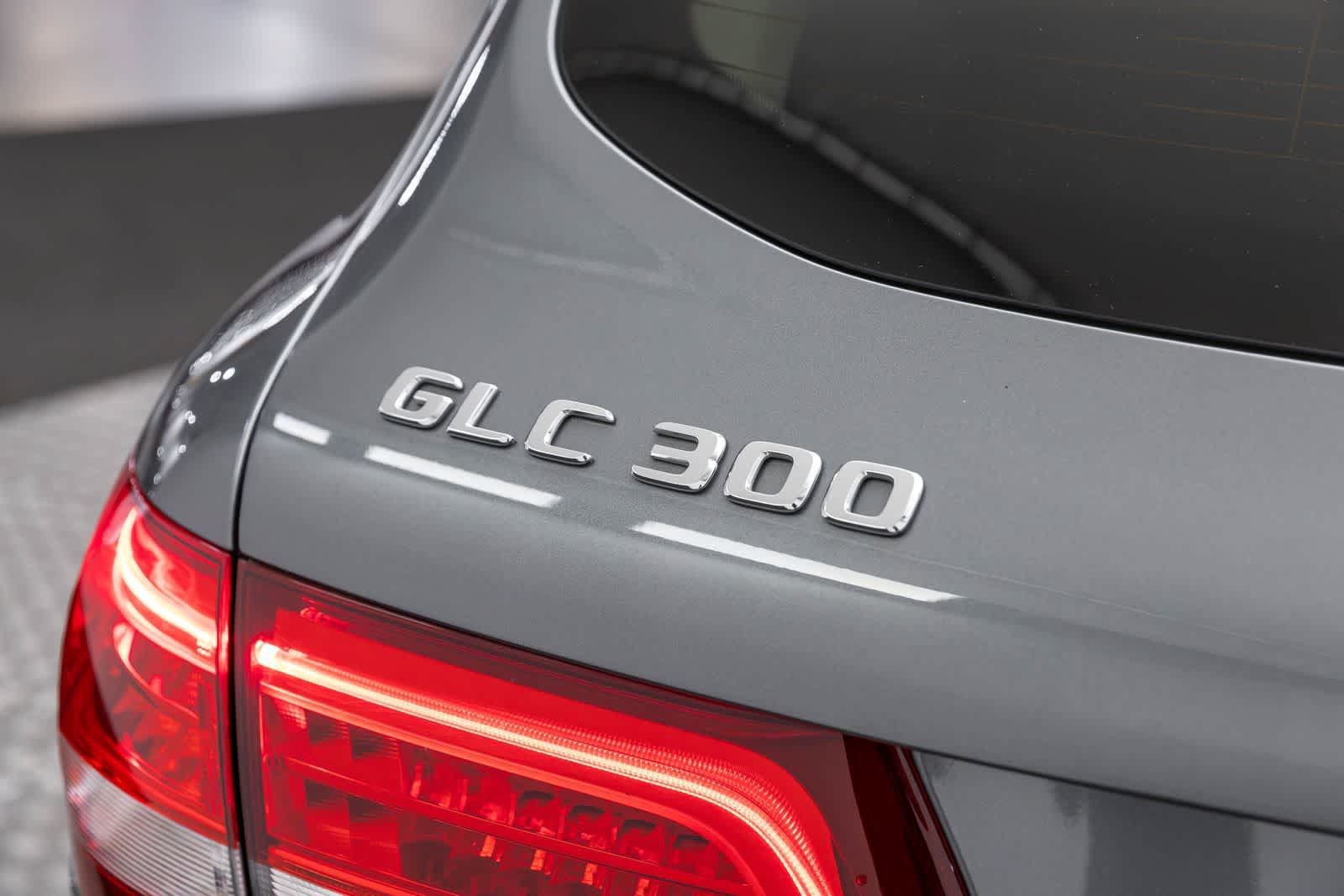 Used 2018 Mercedes-Benz GLC 300 4MATIC image 7