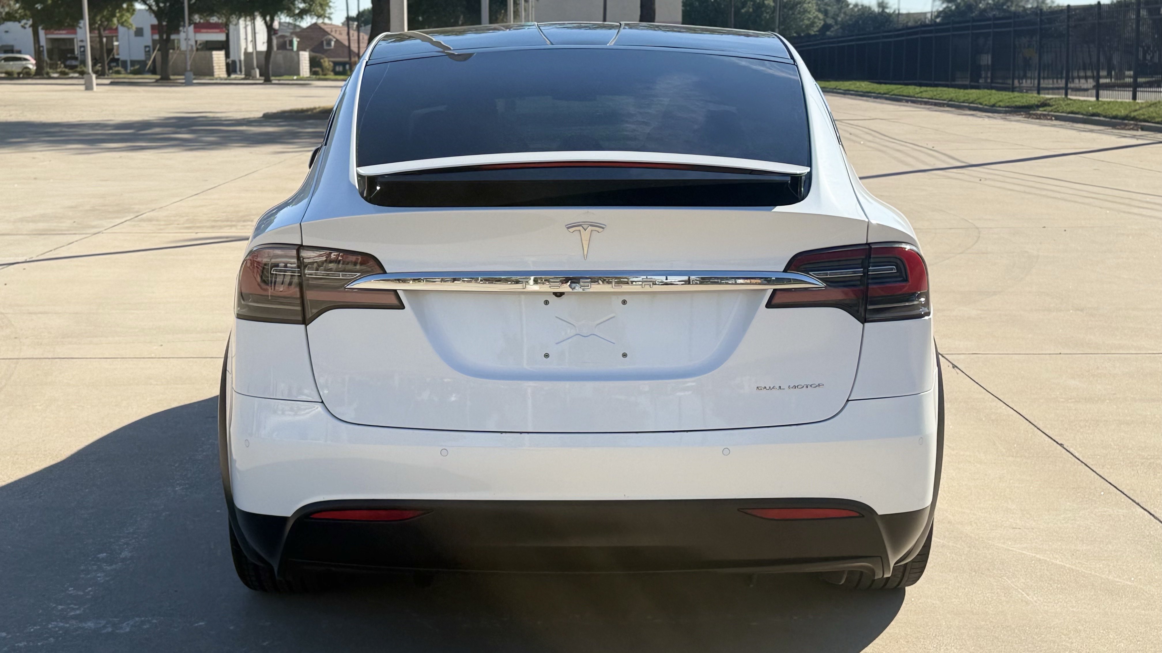 Used 2021 Tesla Model X Long Range AWD/4WD image 11