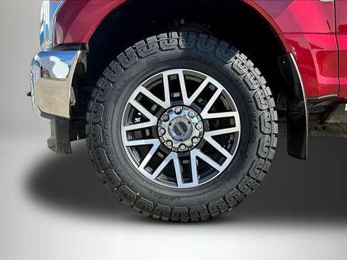 Used 2019 Ford F350 Lariat w/ Lariat Ultimate Package AWD/4WD image 31