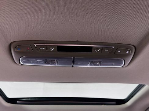 Used 2025 Kia Telluride S AWD/4WD image 33