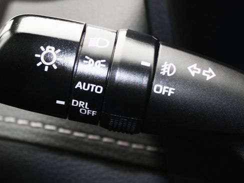 Used 2021 Toyota RAV4 XLE w/ Convenience Package image 26