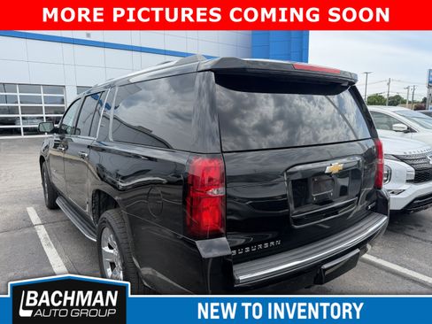 Used 2017 Chevrolet Suburban Premier AWD/4WD image 4