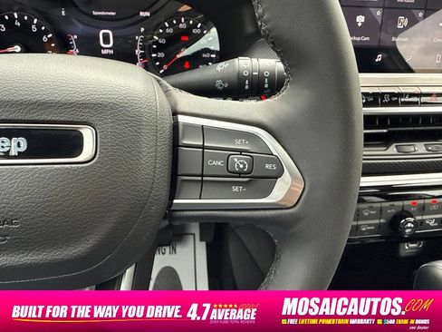 Used 2025 Jeep Compass Latitude w/ Convenience Group AWD/4WD image 33