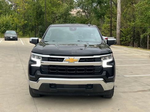 Used 2023 Chevrolet Silverado 1500 LT w/ Z71 Off-Road Package AWD/4WD image 2