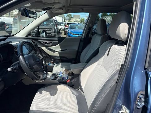 Used 2021 Subaru Forester Premium AWD/4WD image 5