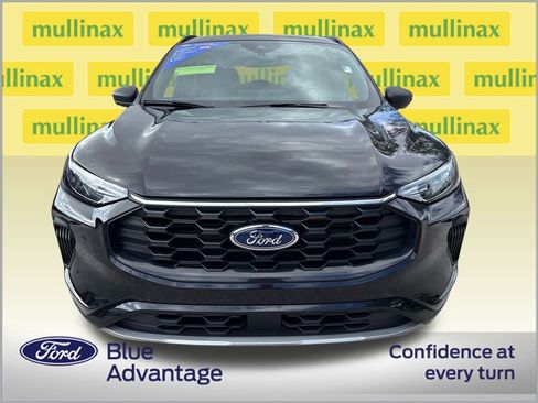 Used 2024 Ford Escape ST-Line w/ Tech Pack #1 image 11