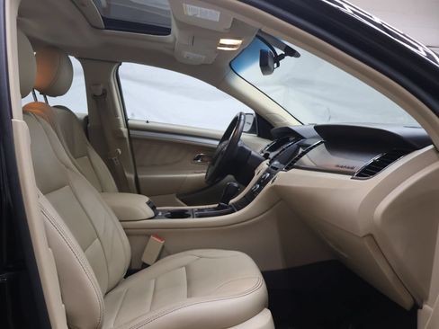 Used 2018 Ford Taurus SEL w/ Equipment Group 201A AWD/4WD image 9