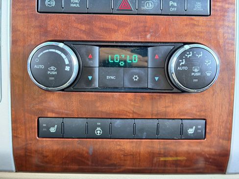 Used 2011 RAM 2500 Laramie w/ Cold Weather Group AWD/4WD image 21