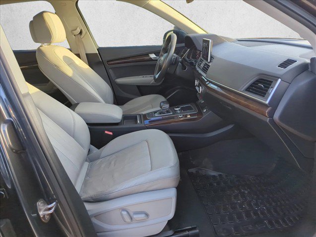 Used 2018 Audi Q5 2.0T Premium Plus w/ Premium Plus Package AWD/4WD image 23