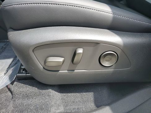 New 2026 Chevrolet Traverse LT AWD/4WD image 24