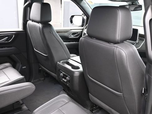 Used 2022 Chevrolet Tahoe LT w/ Luxury Package image 51