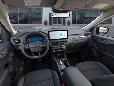 Used 2025 Ford Escape SE FWD image 9