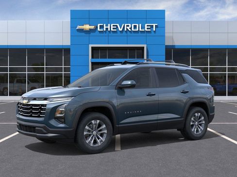 New 2026 Chevrolet Equinox LT AWD/4WD image 3