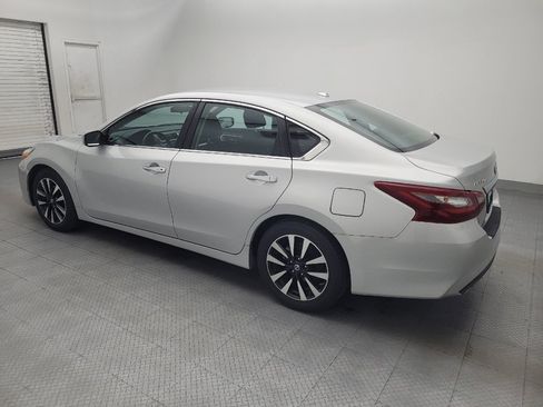 Used 2018 Nissan Altima 2.5 SV FWD image 3