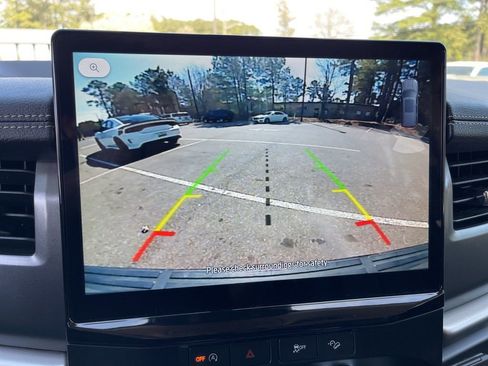 Certified 2024 Ford Expedition Max XLT image 11