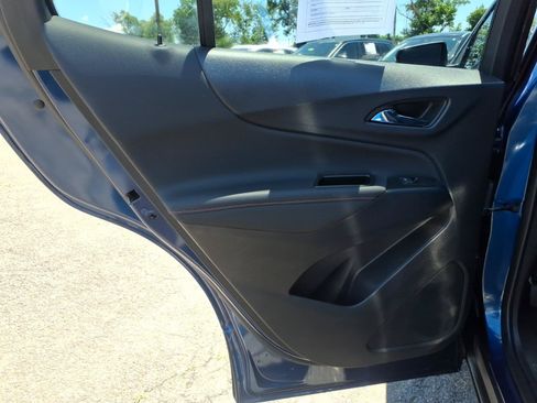 Used 2023 Chevrolet Equinox RS AWD/4WD image 12