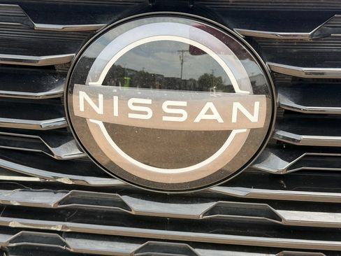 Used 2024 Nissan Sentra SR FWD image 14