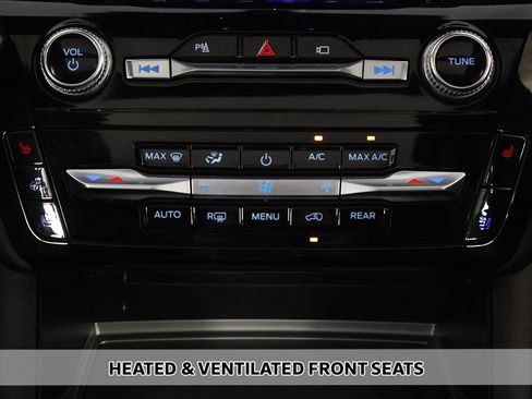 Used 2022 Ford Explorer ST w/ Equipment Group 401A image 9