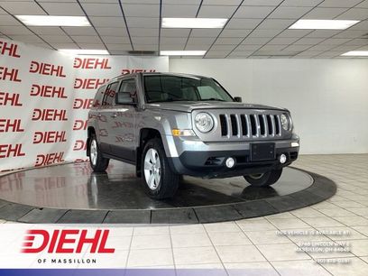 Used 2016 Jeep Patriot Latitude w/ Sun/Sound Group