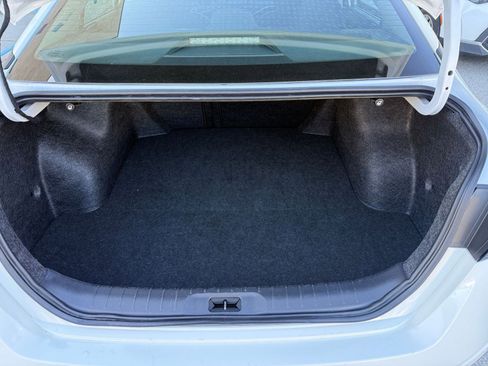 Used 2025 Nissan Altima 2.5 SV image 28