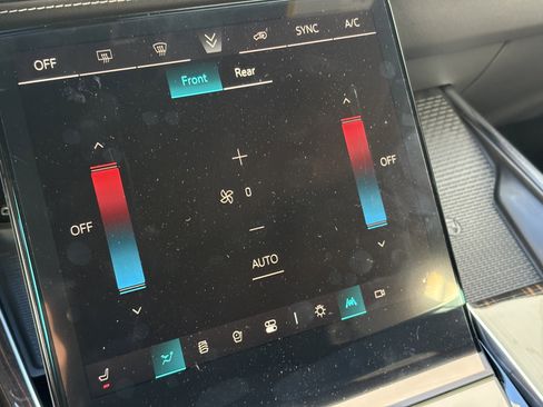 New 2026 Cadillac Escalade Luxury image 27