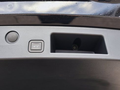 New 2026 GMC Terrain AT4 w/ Convenience Package III image 6