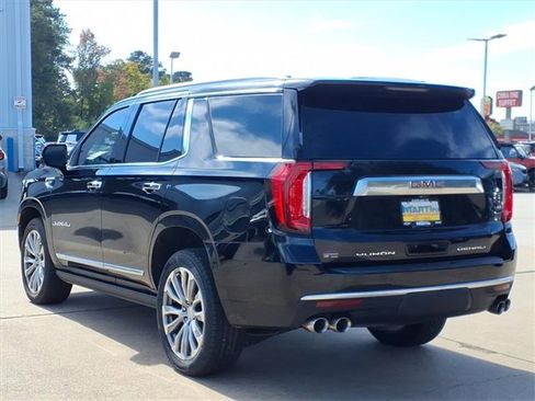 Used 2021 GMC Yukon Denali w/ Denali Premium Package image 7